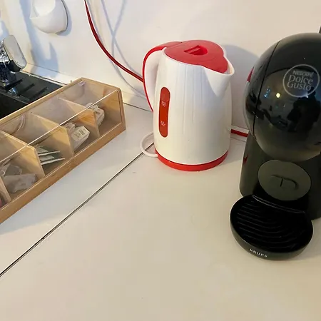 Rosnicka, Perfect Location With 24h Checkin, Balcony, Ac & Free Parking