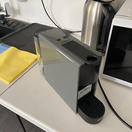 Rosnicka, Perfect Location With 24h Checkin, Balcony, Ac & Free Parking Lägenhet