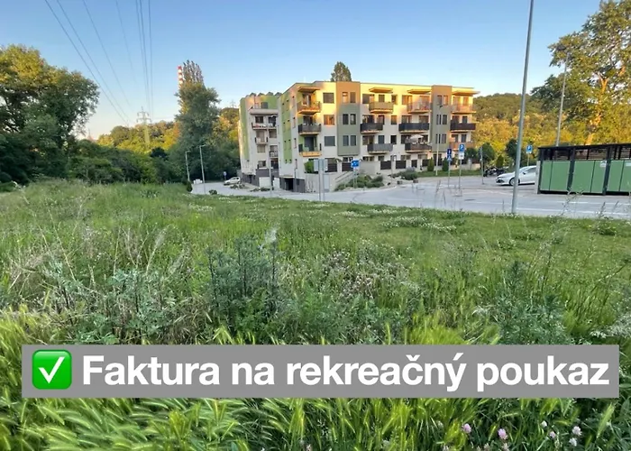 Rosnicka, Perfect Location With 24h Checkin, Balcony, Ac & Free Parking Apartmán