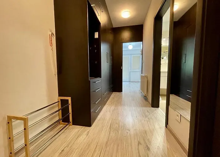 Apartment Rosnicka, Private Parking & 24H Checkin With Balcony And Ac Lejlighed *