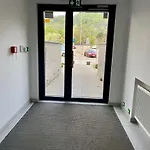 Rosnicka, Private Parking & 24h Checkin With Balcony And Ac * Братислава